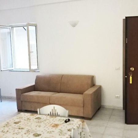 Climatizzato In Centro A 100M Dal Mare Villa Cirò Marina Buitenkant foto
