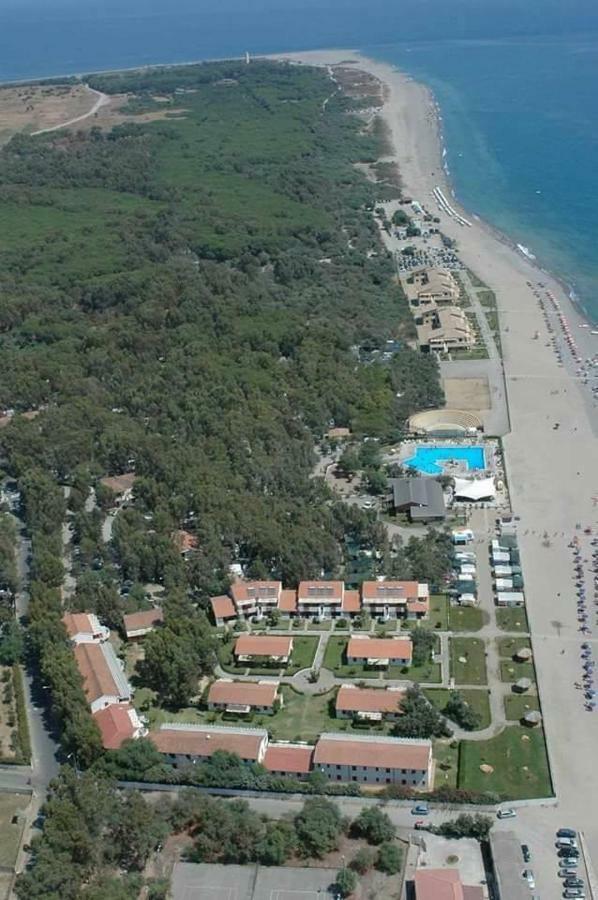 Climatizzato In Centro A 100M Dal Mare Villa Cirò Marina Buitenkant foto