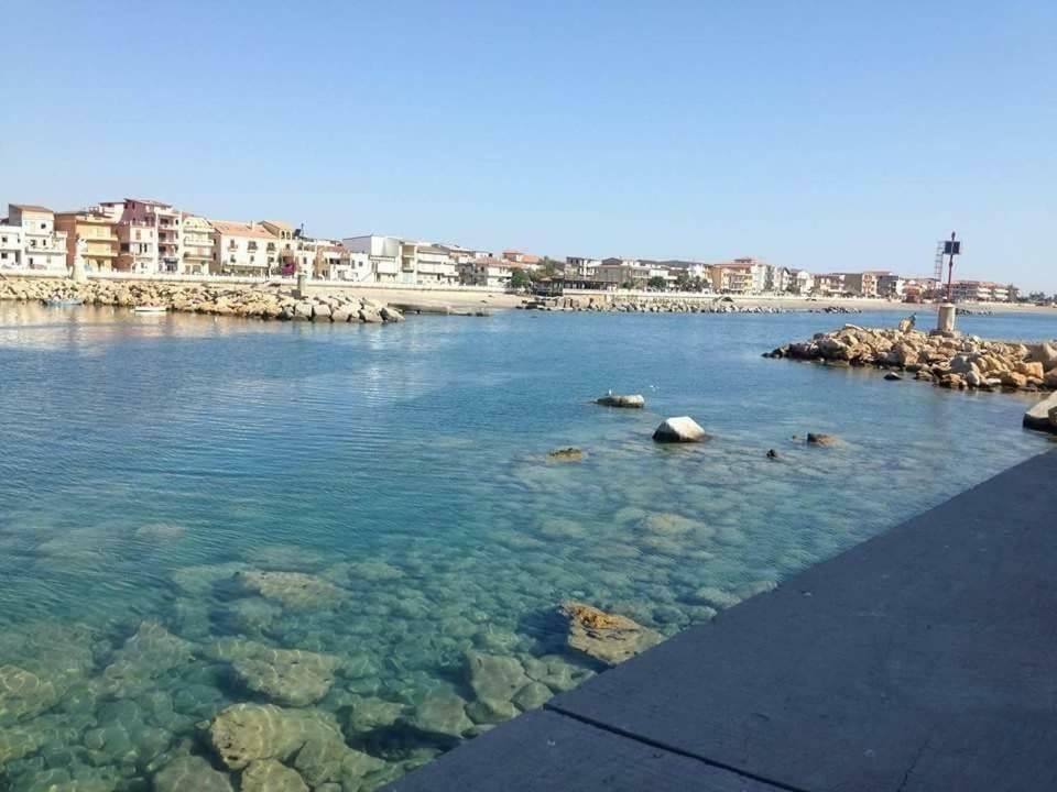 Climatizzato In Centro A 100M Dal Mare Villa Cirò Marina Buitenkant foto