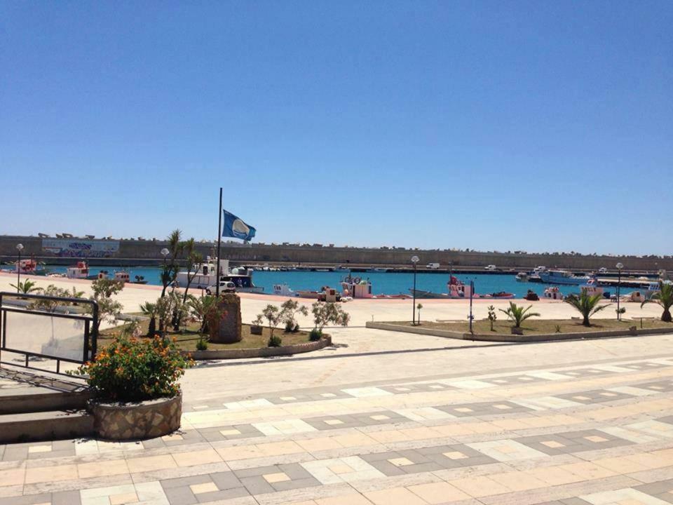Climatizzato In Centro A 100M Dal Mare Villa Cirò Marina Buitenkant foto
